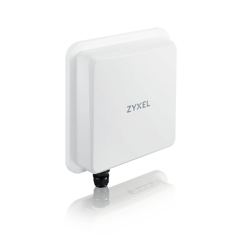 Zyxel Nebula FWA710 routeur sans fil Multi-Gigabit Ethernet Bi-bande (2,4 GHz / 5 GHz) 5G Blanc