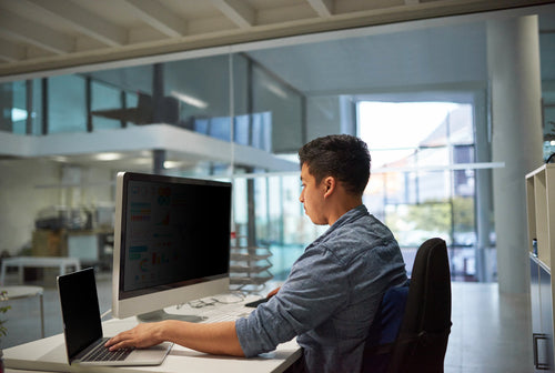 3M Filtre de confidentialité pour moniteur plein écran avec attache magnétique COMPLY™ 25 po (635 mm), 16:9, PF250W9EM