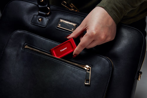 Kingston Technology 1To SSD externe XS1000 USB 3.2 Gen 2, Rouge