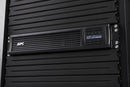 APC Smart-UPS SMT1500RMI2UC - 4x C13, USB, montable en rack, 2U, SmartConnect, 1500 VA