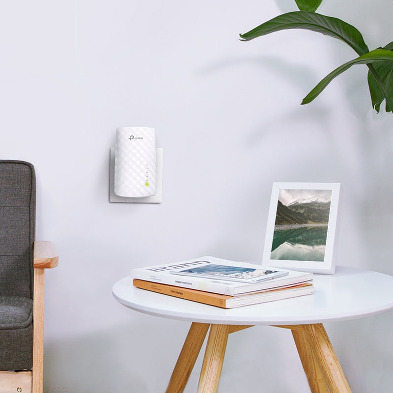 RE200 AC750 WiFi Range Extender