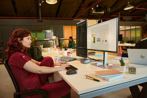 HP Écran 4K Thunderbolt 4 Series 7 Pro 27 pouces - 727pk